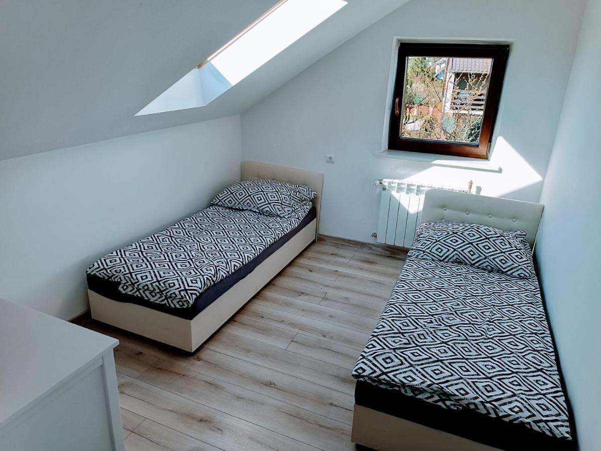 Pokoje Na Jasminowej Villa Pisz Exteriör bild